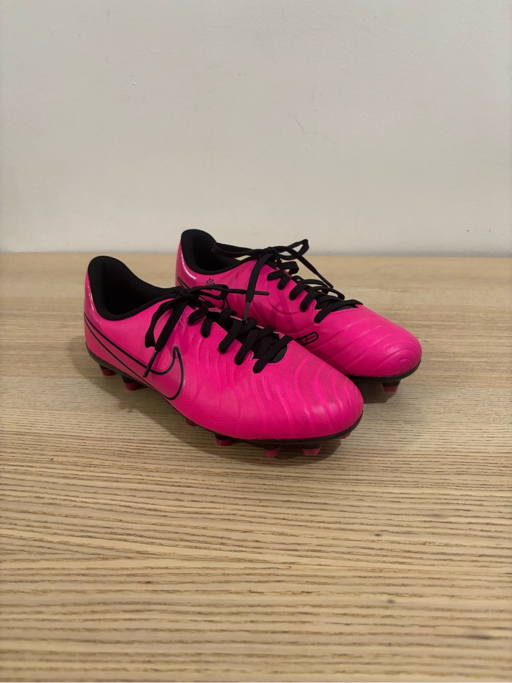 Nike Kids' Bright Pink Soccer Cleats with Black Accents Size 5Y